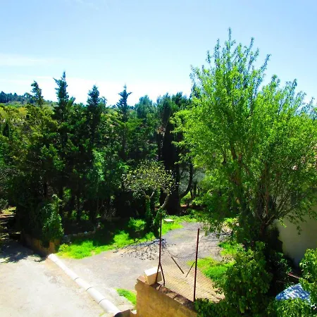 Dom wakacyjny Maison Champetre A Avec Grand Jardin Tournissan