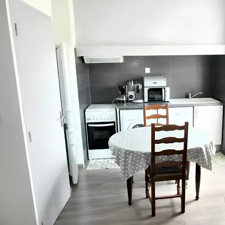 Maison Champetre A Avec Grand Jardin *